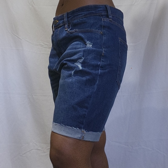 Jeans shorts - Picture 3 of 3
